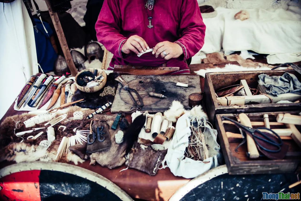 craft tools, materials, workbench, DIY