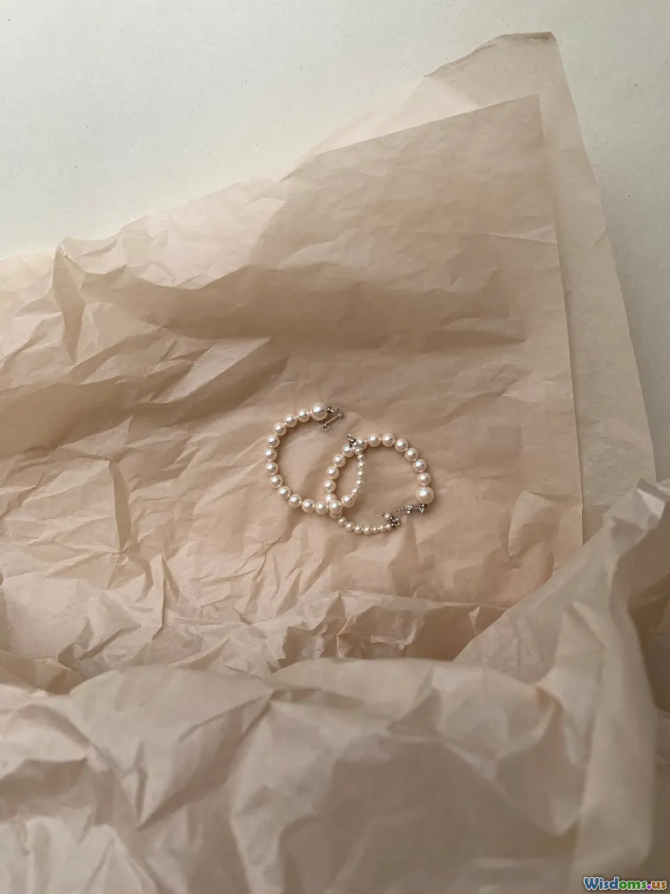dainty jewelry, pearl earrings