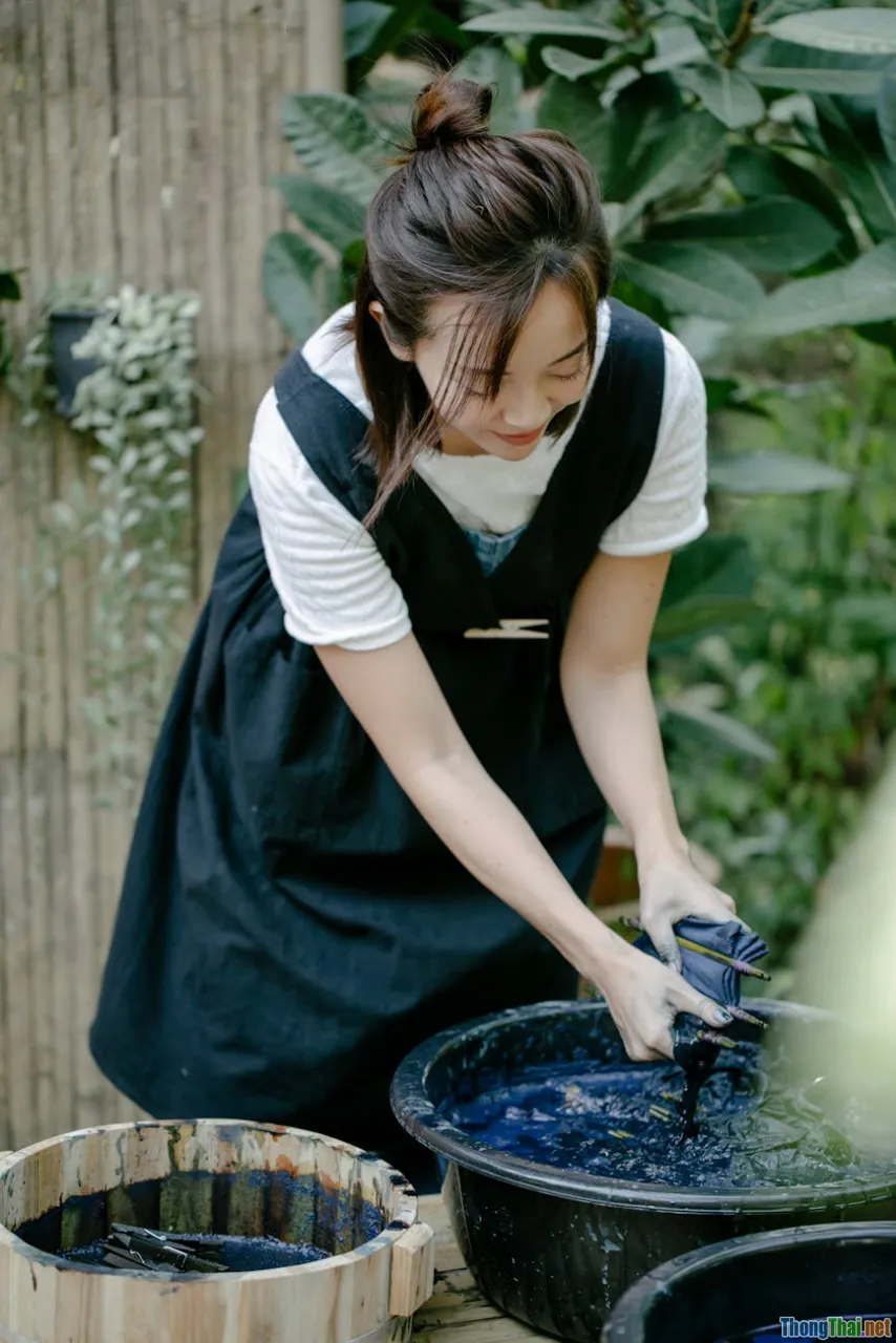 eco-friendly lifestyle, sustainable craft, green habits