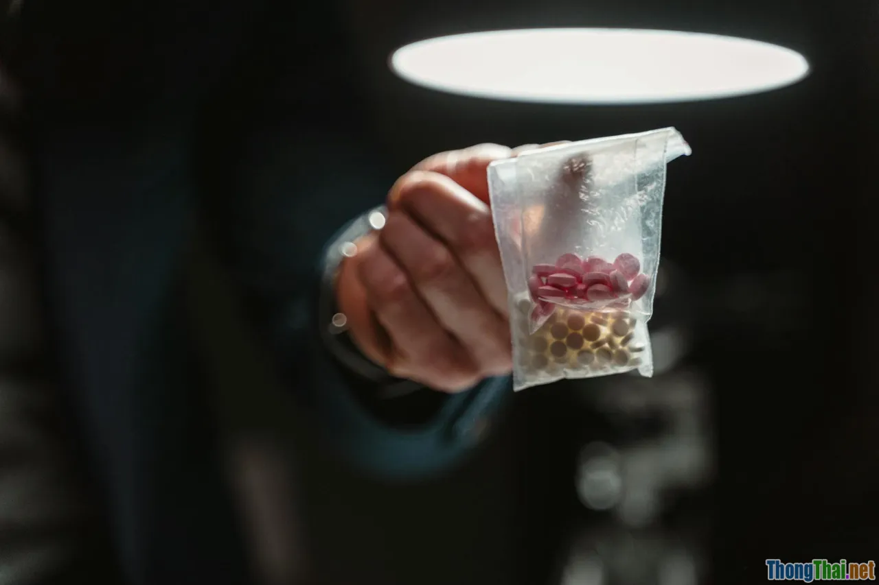 evidence based medicine, controlled trial, placebo effect