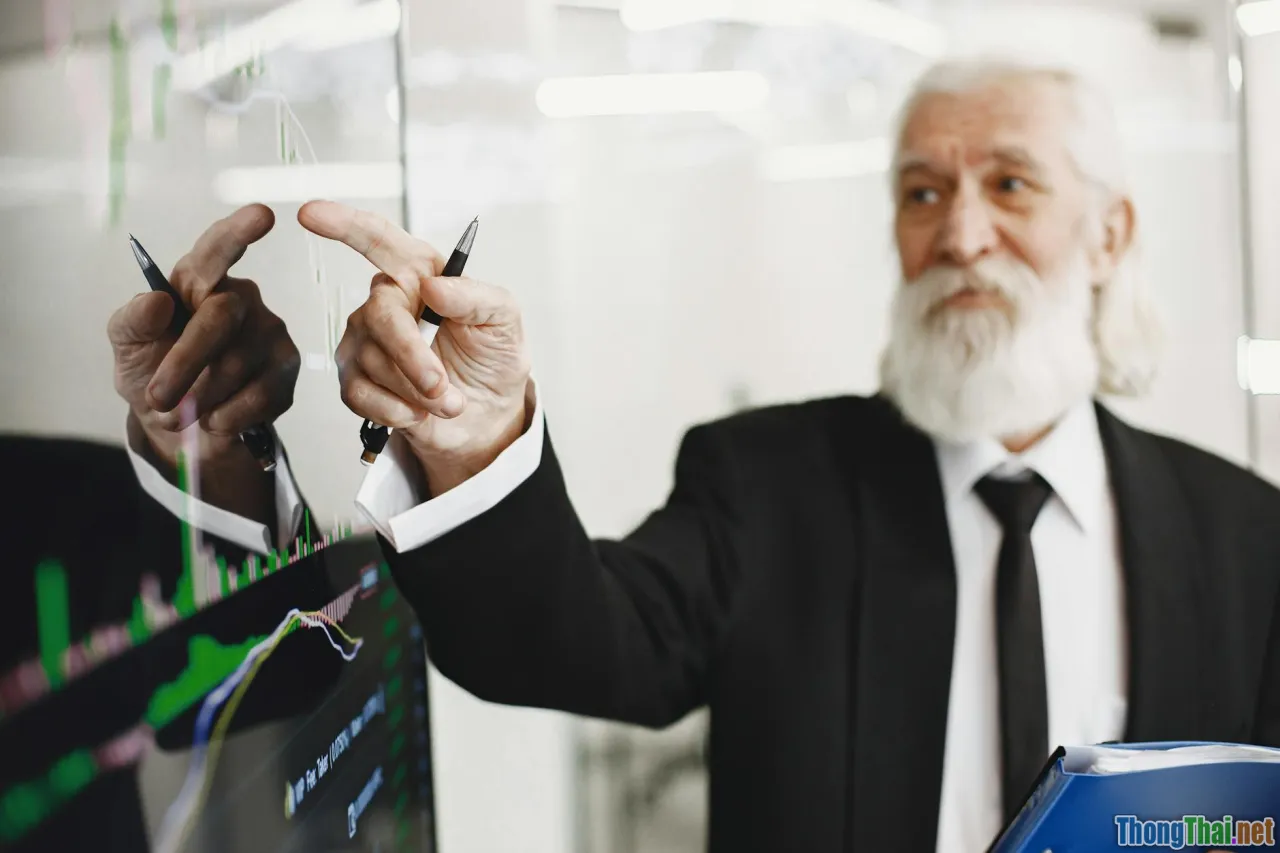 expert advice, numpy monitoring, big data strategy