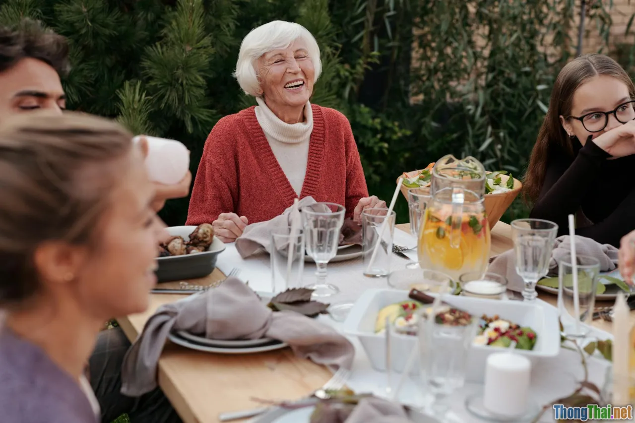 family meal, elderly eating together