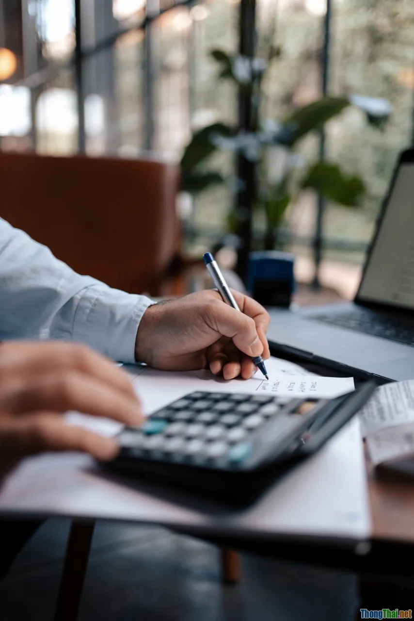 financial planning, expense priorities