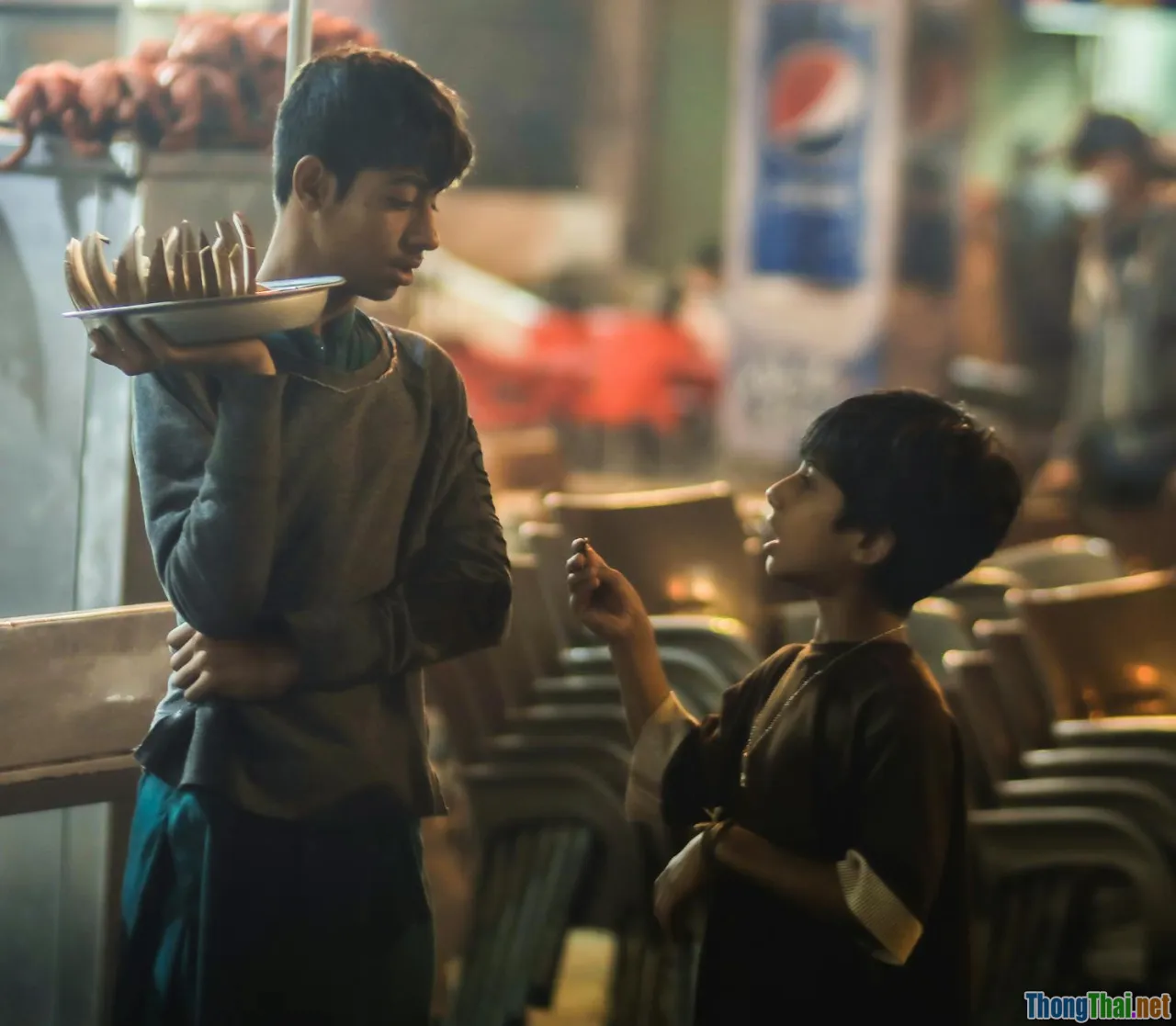 food tour, cultural exchange, local life