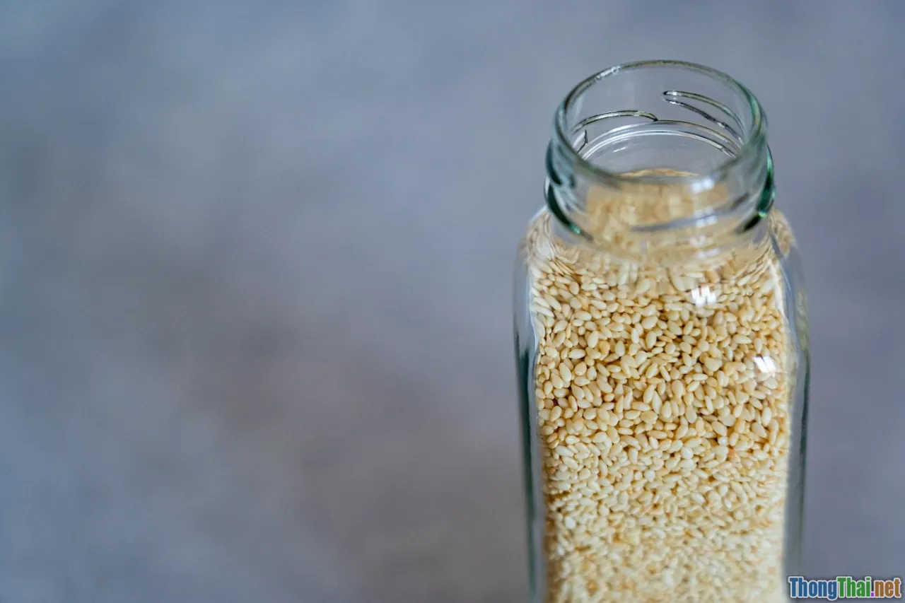 5 ý tưởng tái chế chai thủy tinh cho phòng bếp sáng tạo