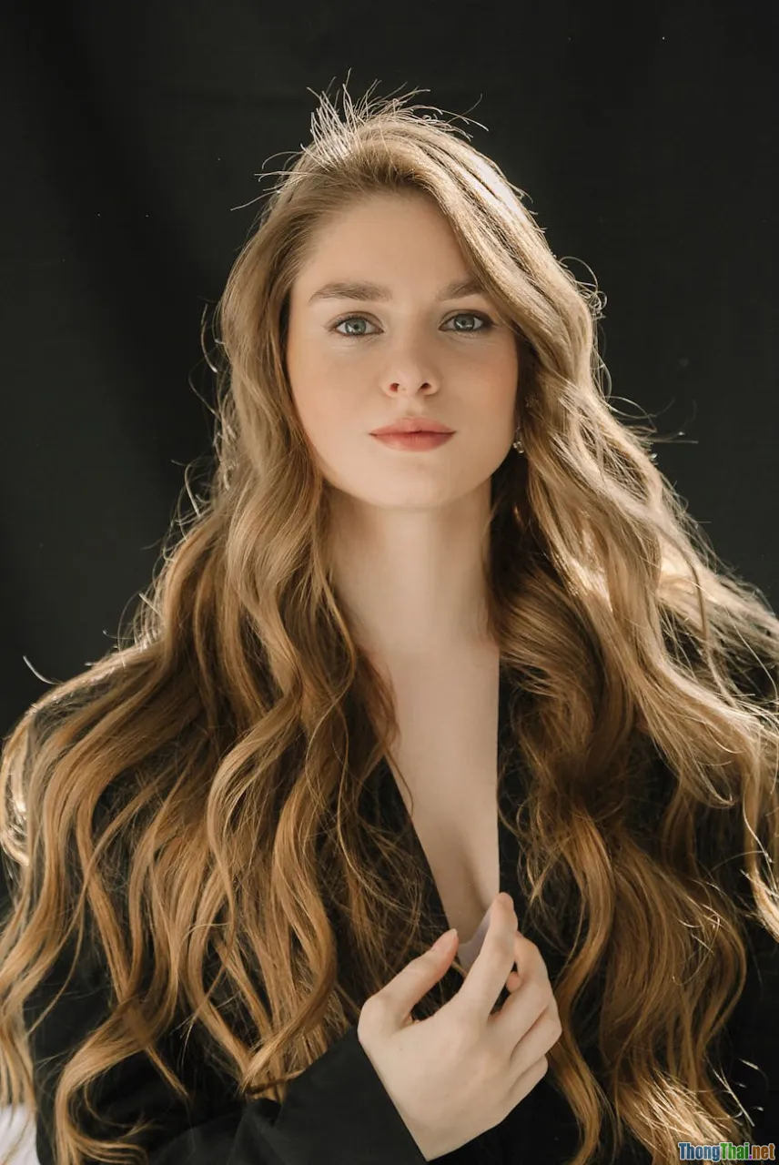 hair comparison, straight vs wavy hair