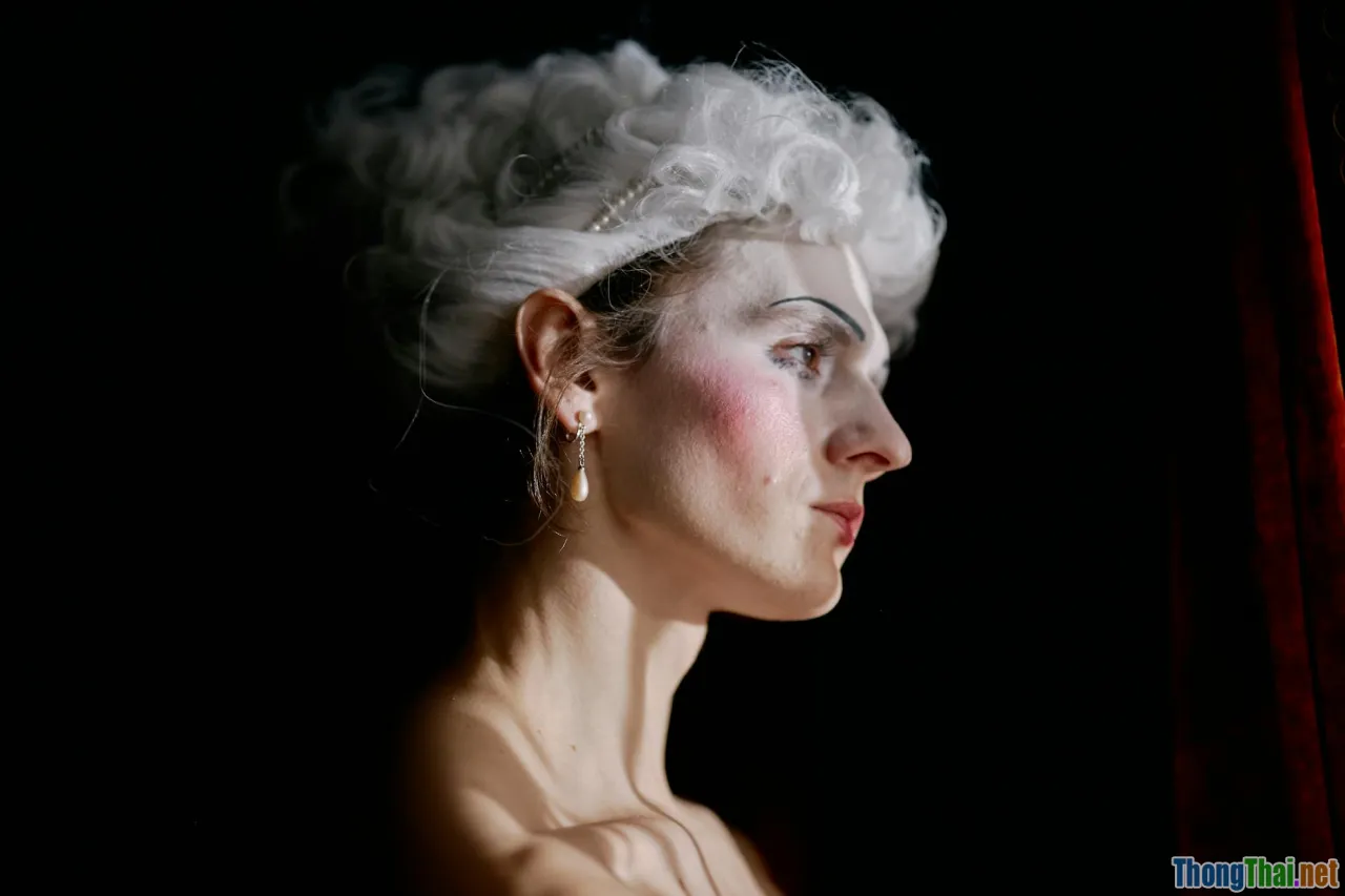 historical drama, actresses, vintage style, beauty