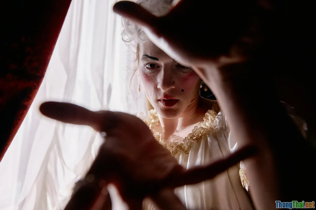 Quy tắc hóa trang phim cổ trang bạn chưa biết