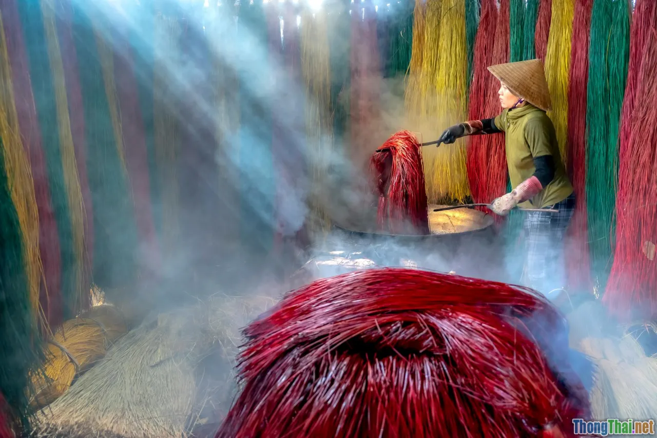 iot comparison, vietnam factory