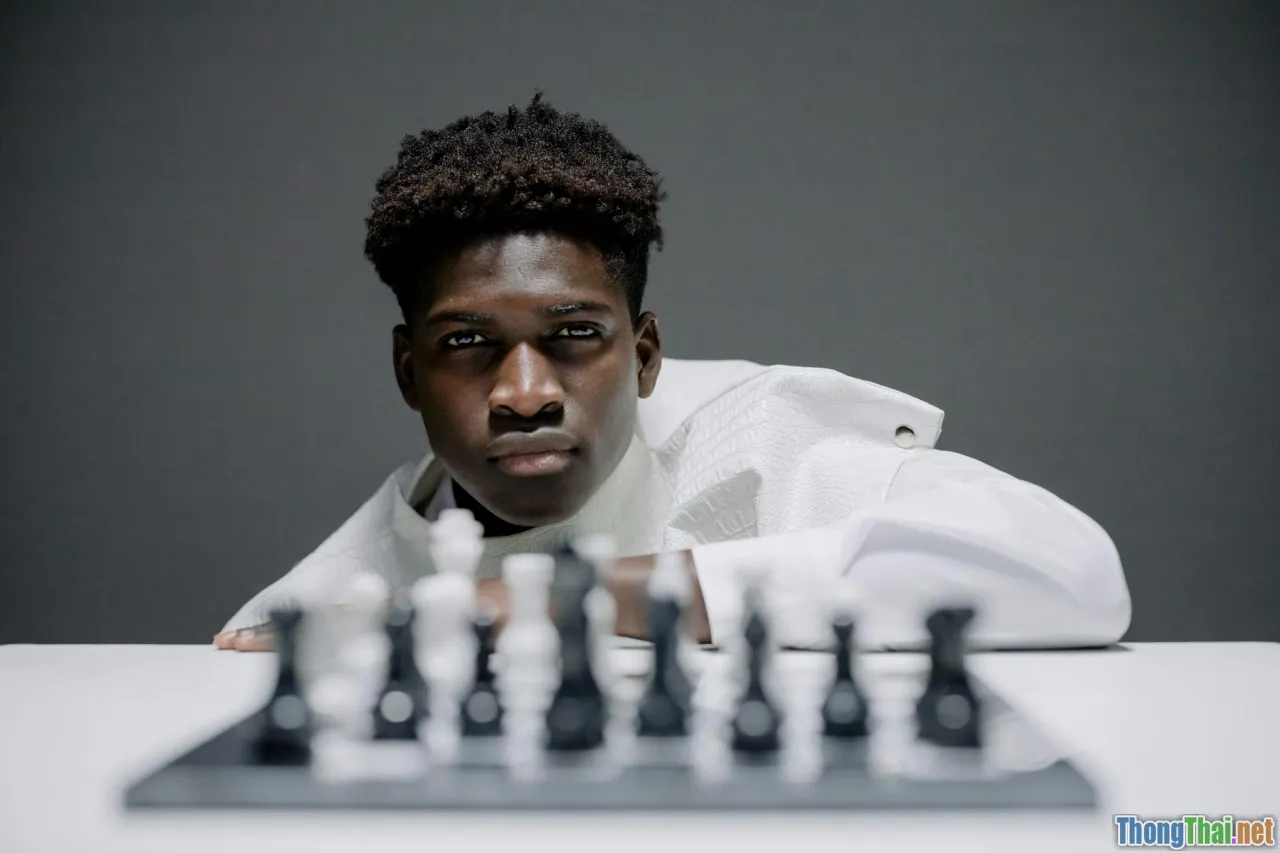 logical thinking, argument flow, essay plan