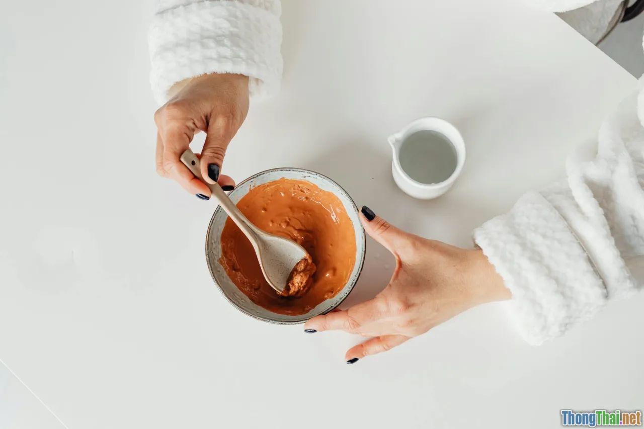 luxury spa, homemade skincare, modern woman