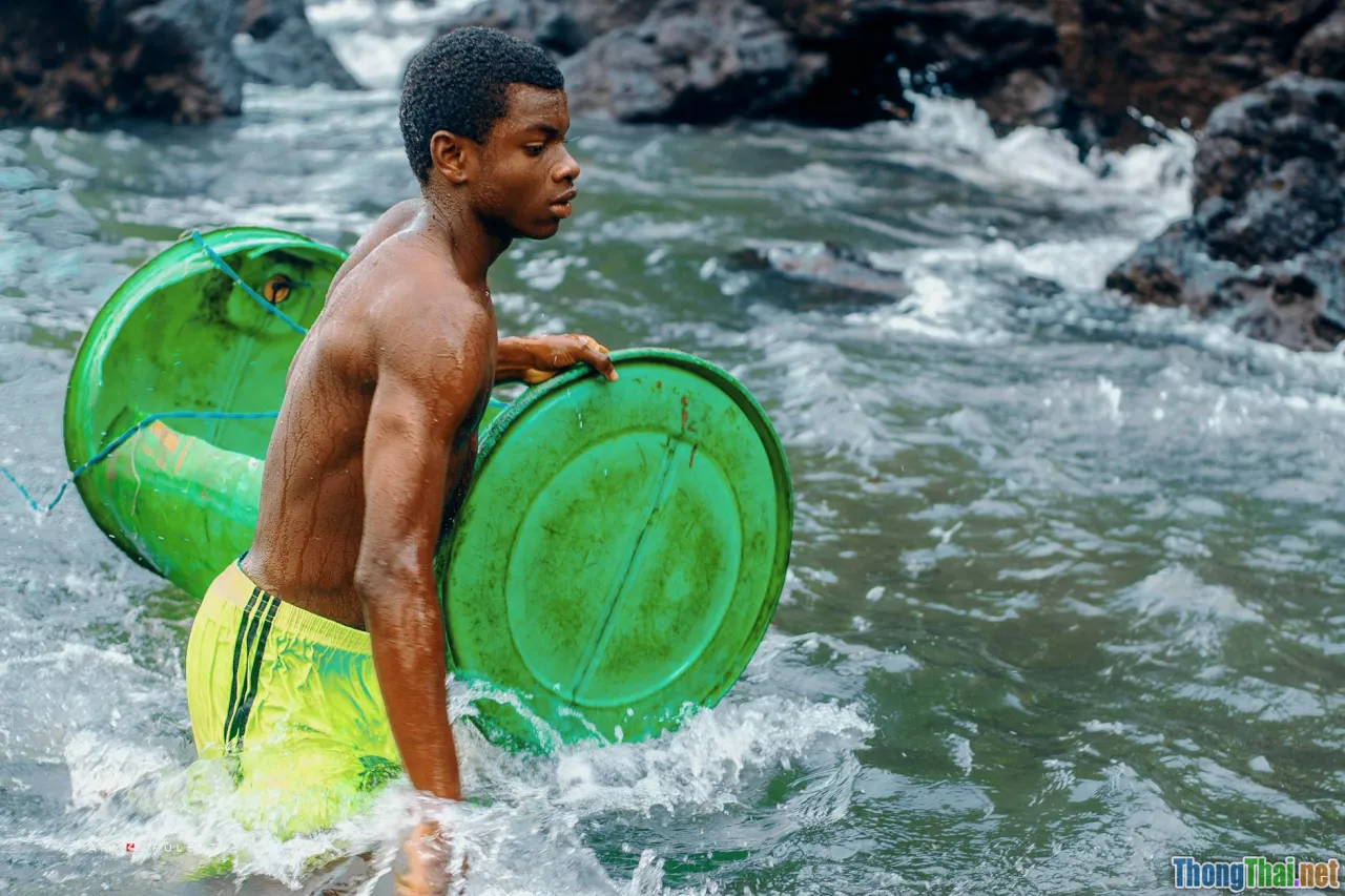 natural phrases, language flow, grammar in context