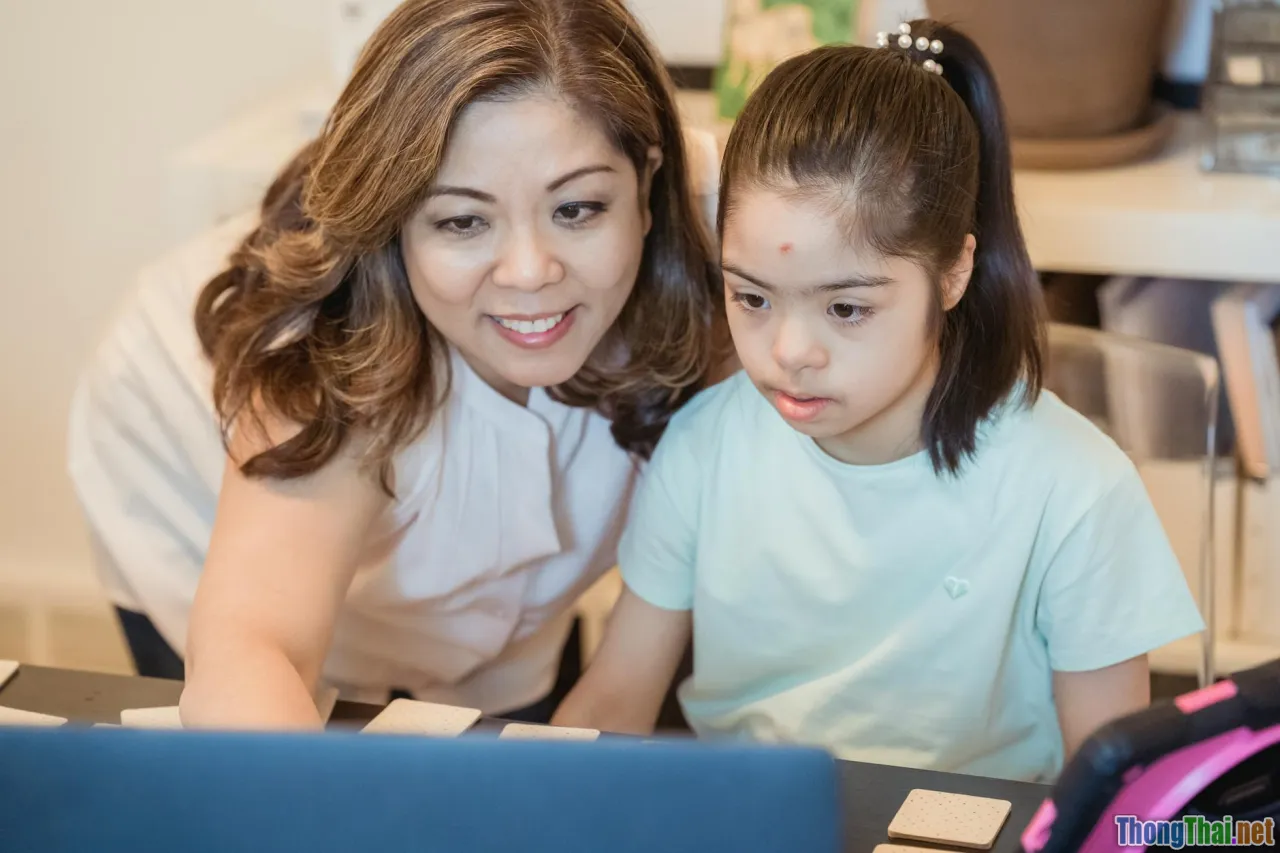 parenting, kids education, happy family, positive discipline