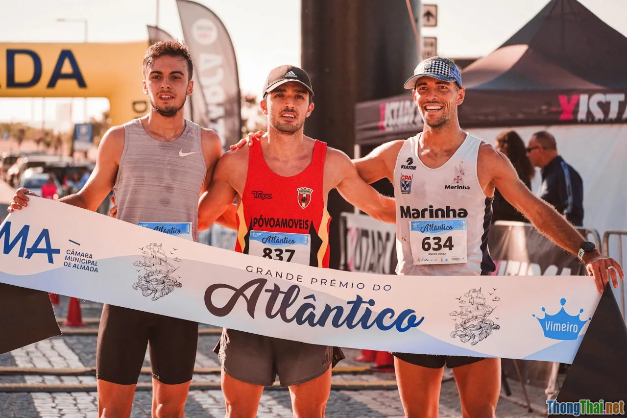 race, finish line, track