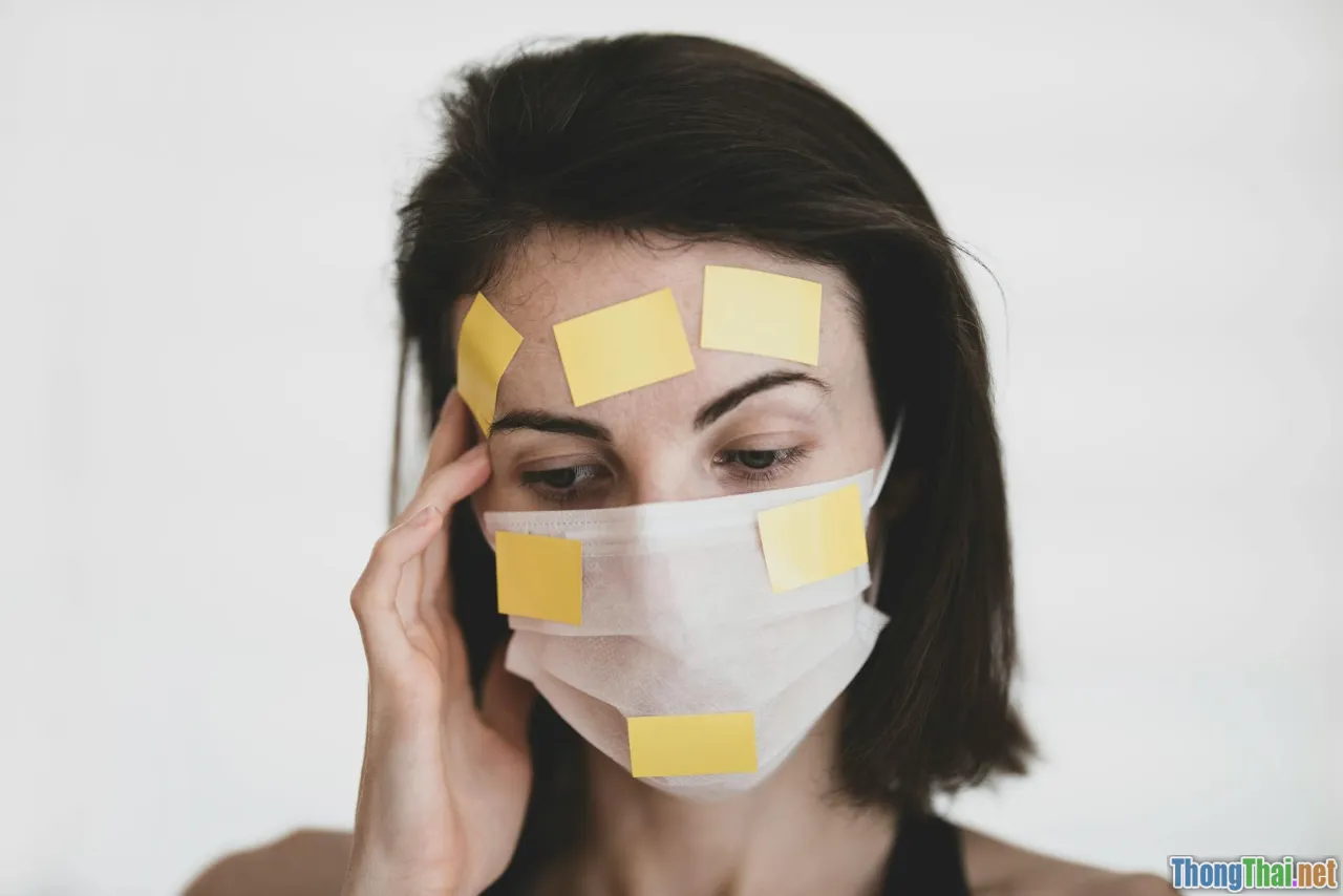 reminder note, sticky note, health tracking app