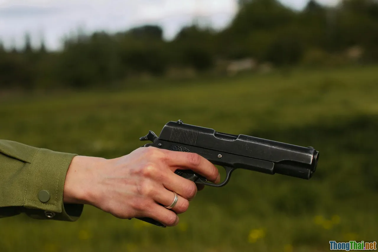 security awareness, human factors, ux, defaults