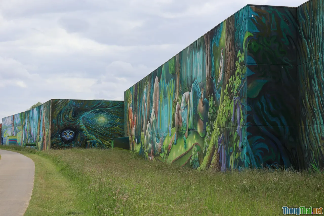 street art, murals, public art