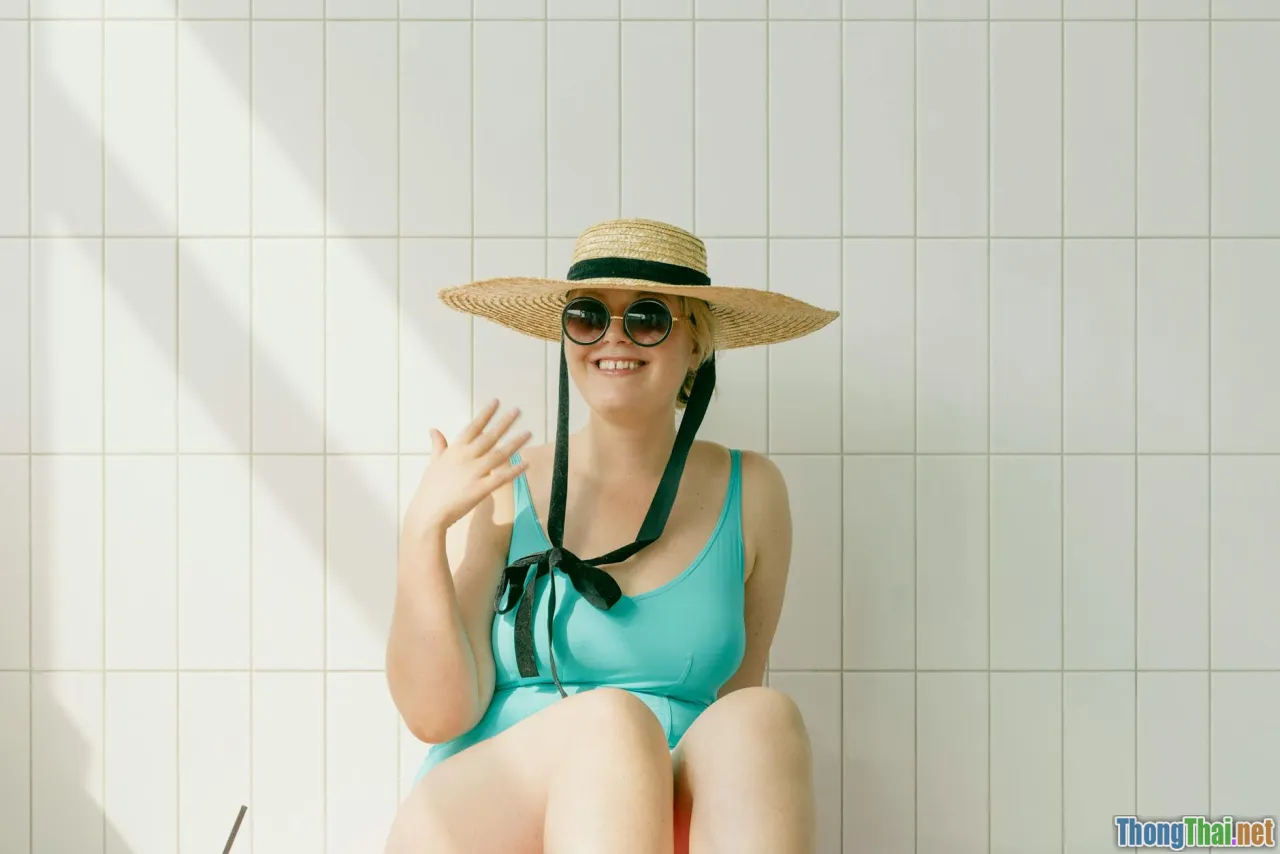 summer accessorize, wide brim hat, anti sweat accessories
