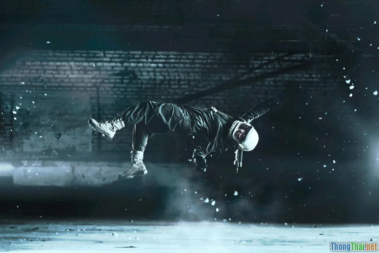 suspense, slow motion, action pace