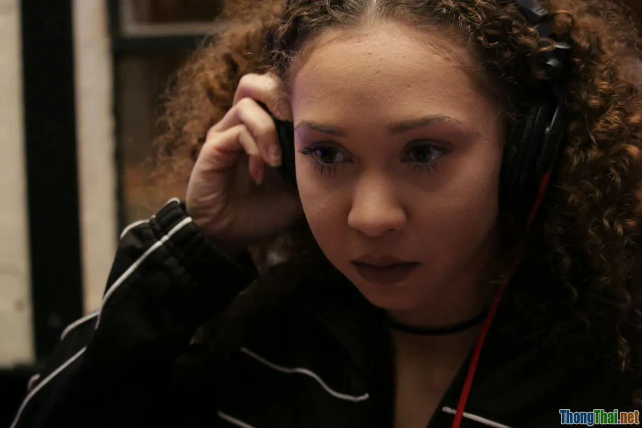 topic themed listening, personalized content, motivation