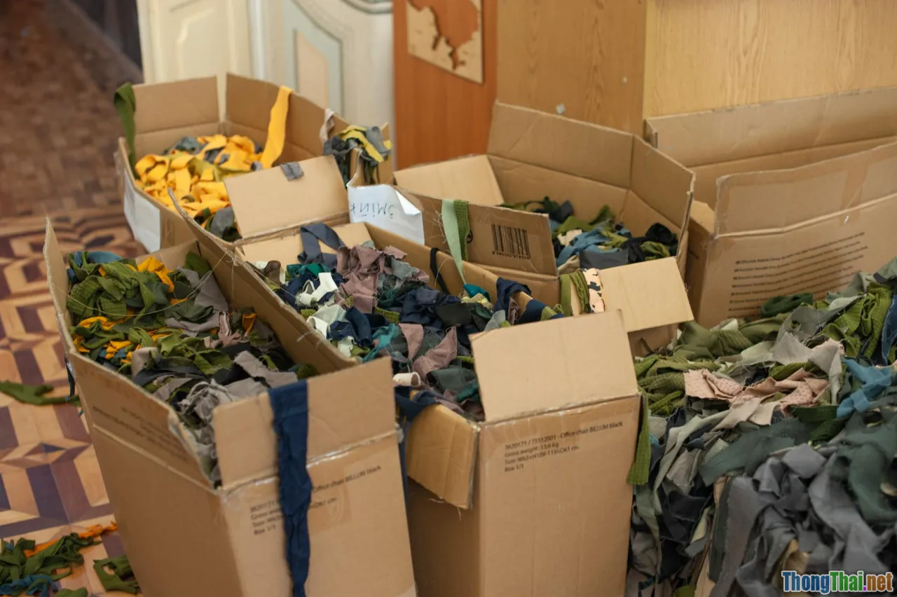 upcycling, scrap materials, thrift shop, eco craft