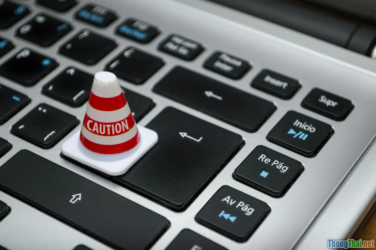 warning, alert, computer issue