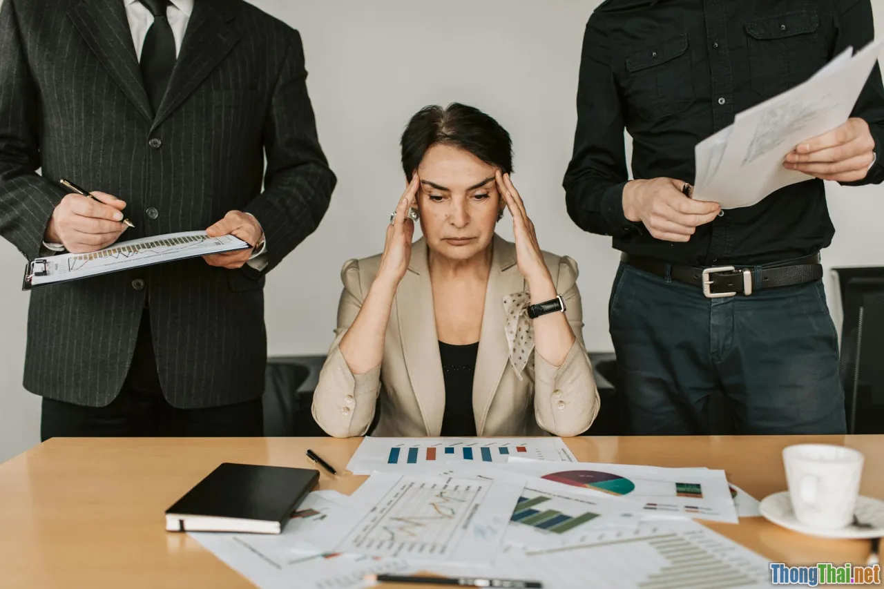 Bí quyết quản lý stress khi deadline bủa vây dành cho dân văn phòng