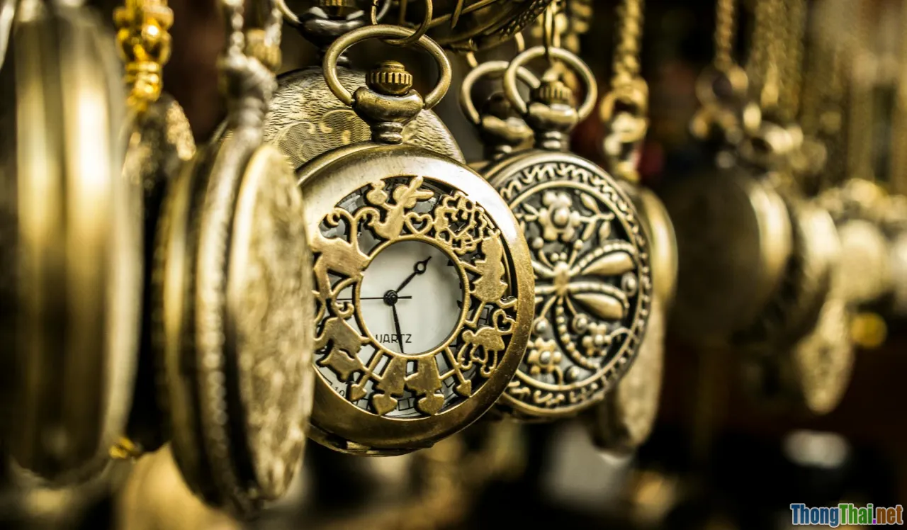 Đồng hồ thông minh có thực sự sang trọng hơn đồng hồ cơ cổ điển