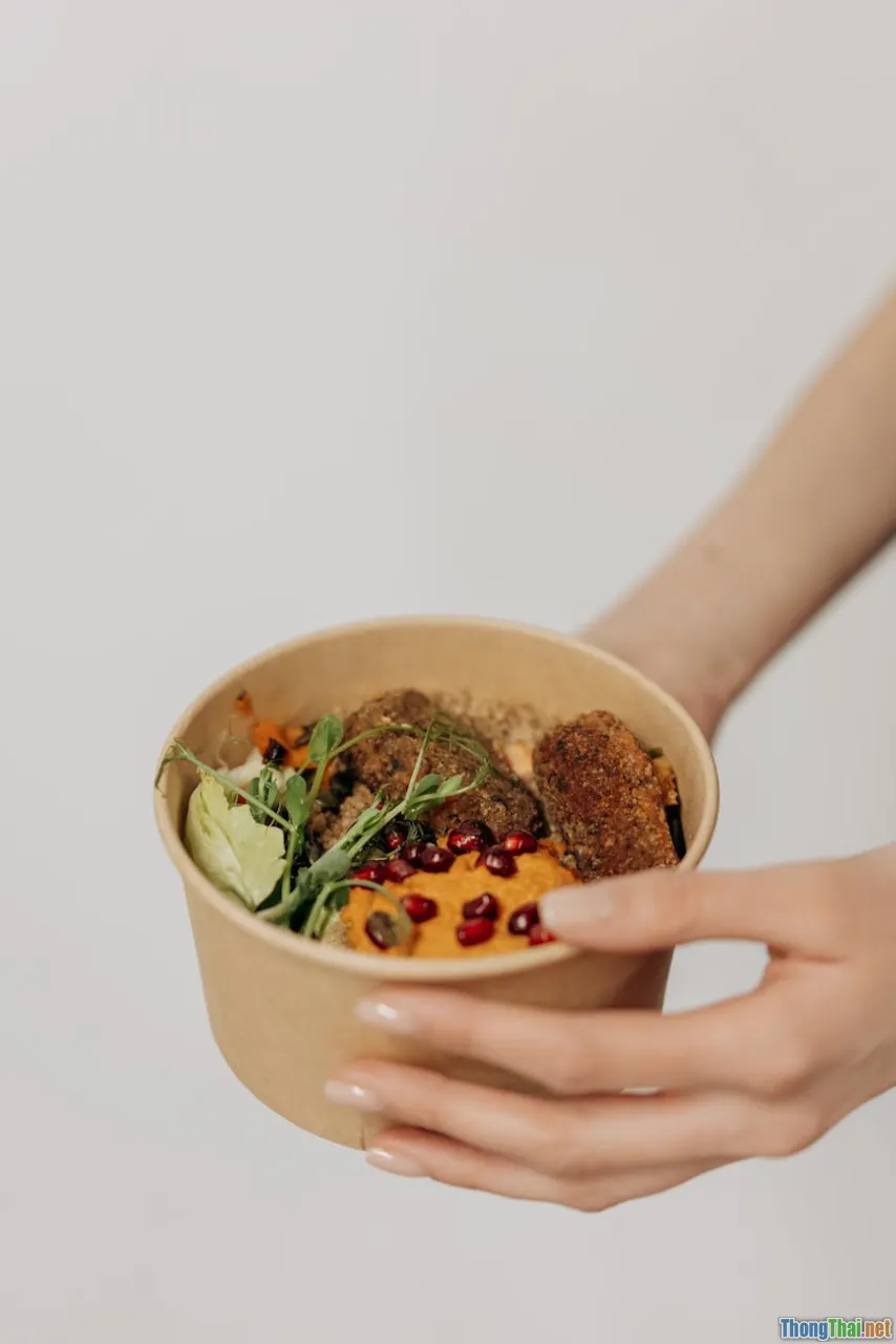 Hướng dẫn xây dựng bữa ăn dinh dưỡng đủ chất cho người trên 50