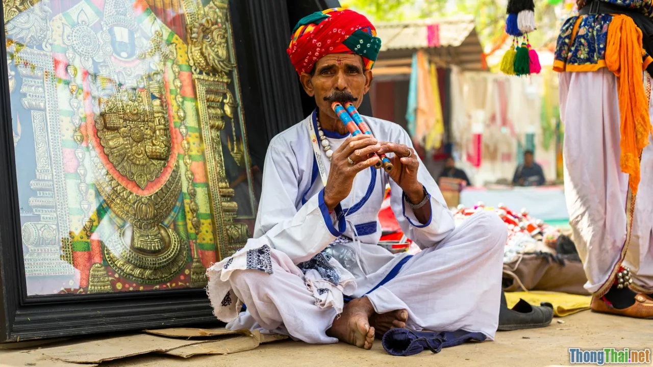 Nghệ Thuật Dân Gian Trong Lễ Hội Đền Hùng