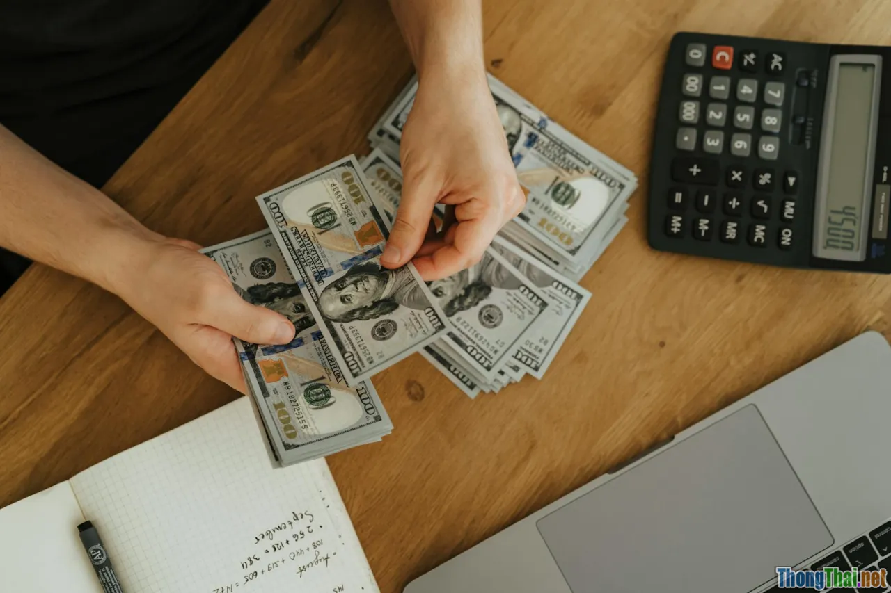 Phải làm gì khi thu nhập tăng đột biến