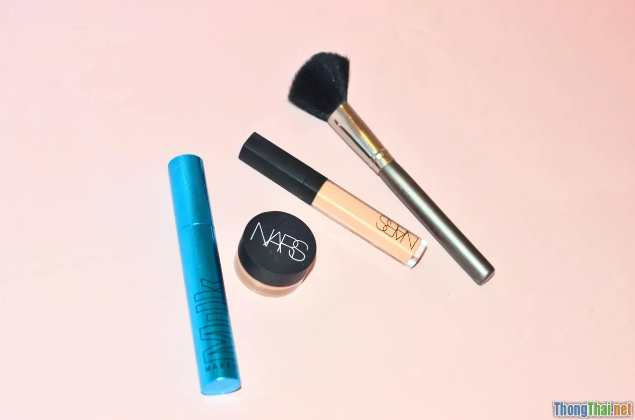 Phấn phủ hay cushion – So sánh ưu nhược điểm của hai xu hướng hot