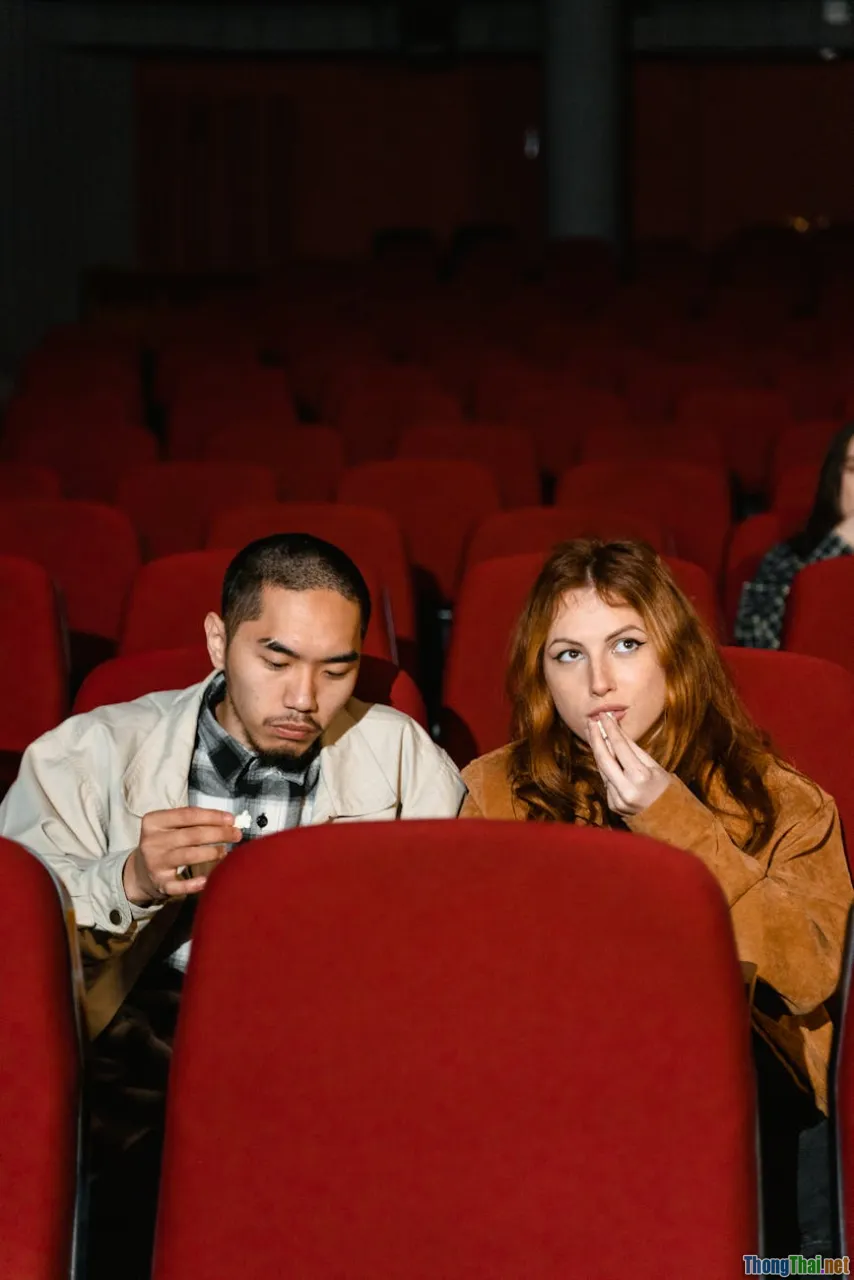 Review top 7 bộ phim tình cảm Mỹ gây sốt 2024