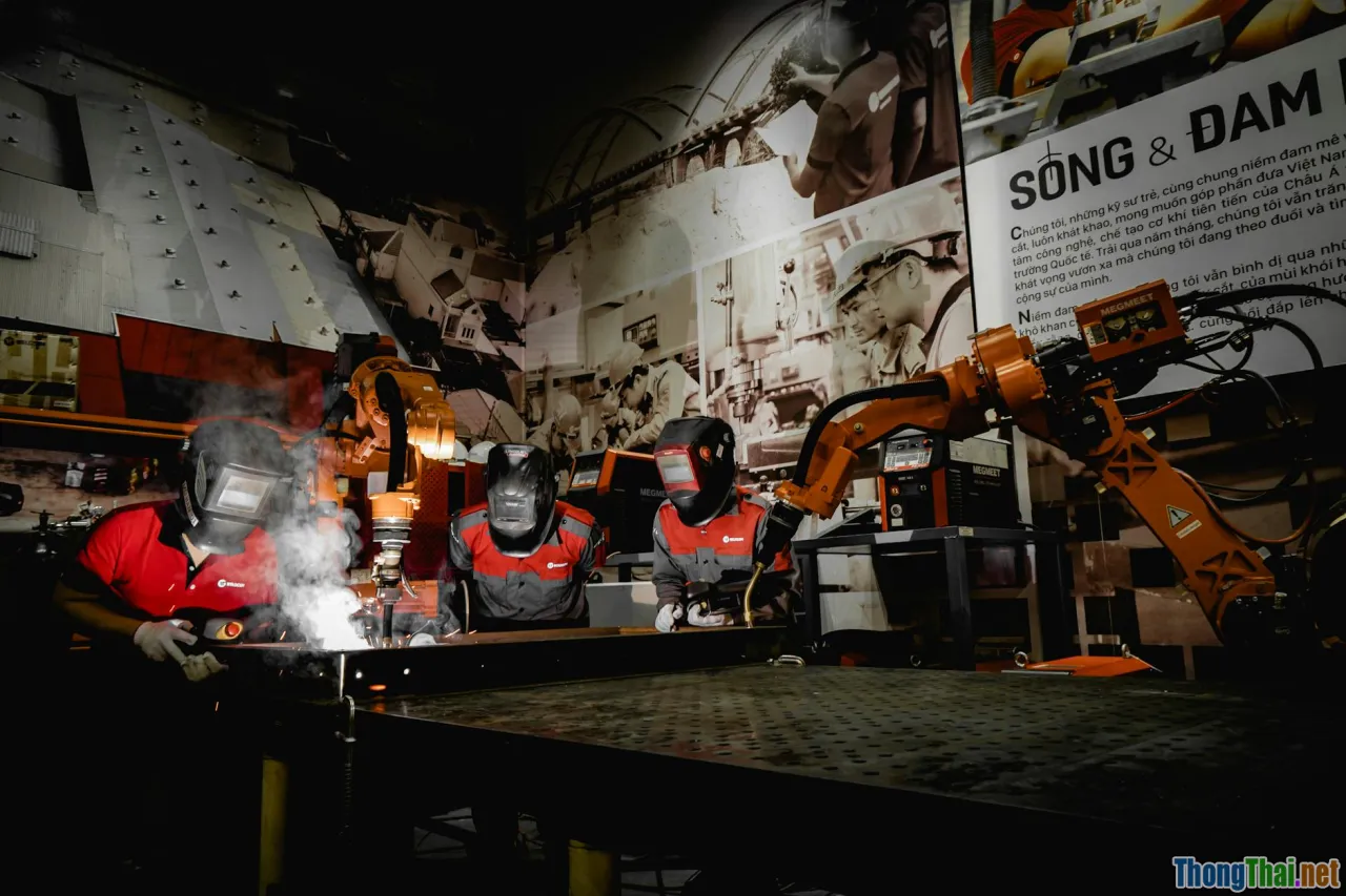 Robot công nghiệp liệu có đe dọa việc làm truyền thống