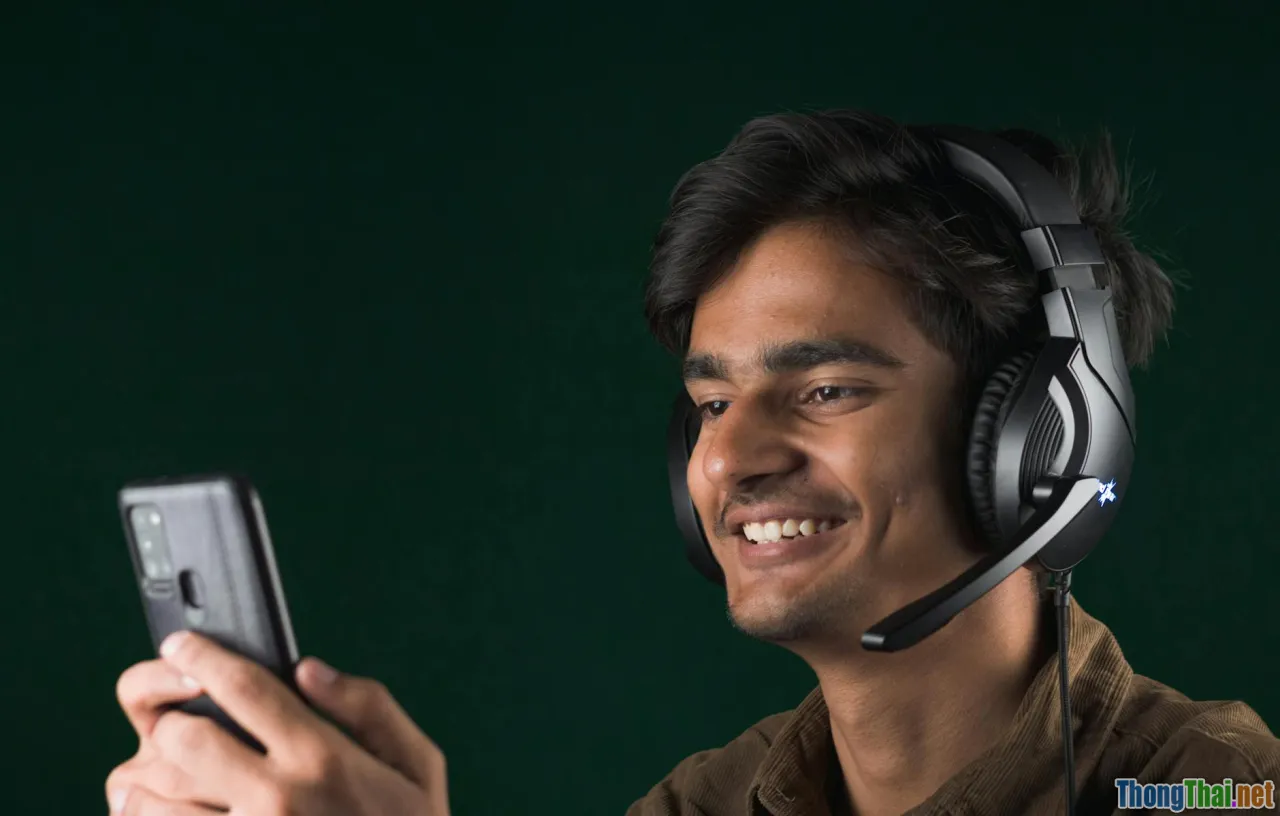 Tại sao áo thun POD lại hút khách Gen Z