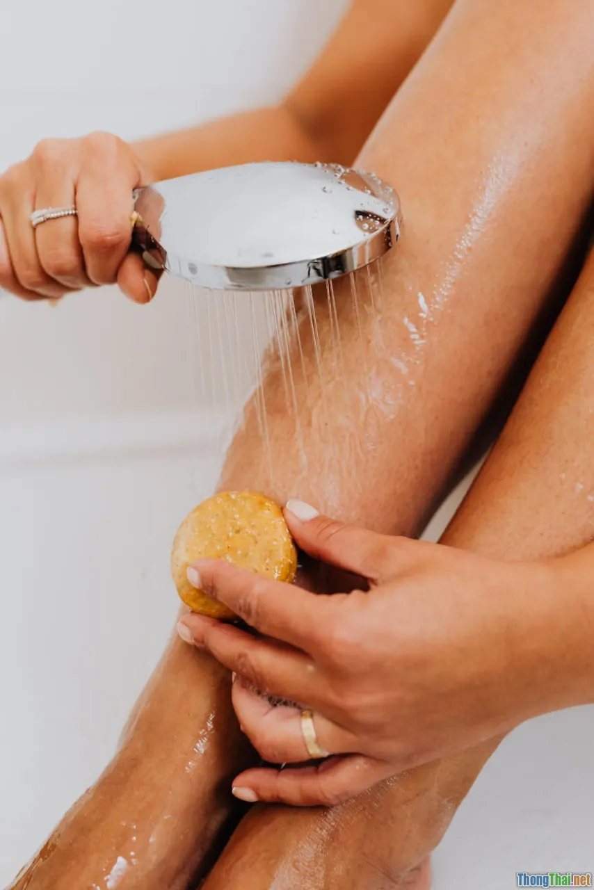 Tắm nước nóng có thực sự hại da như nhiều người vẫn nghĩ