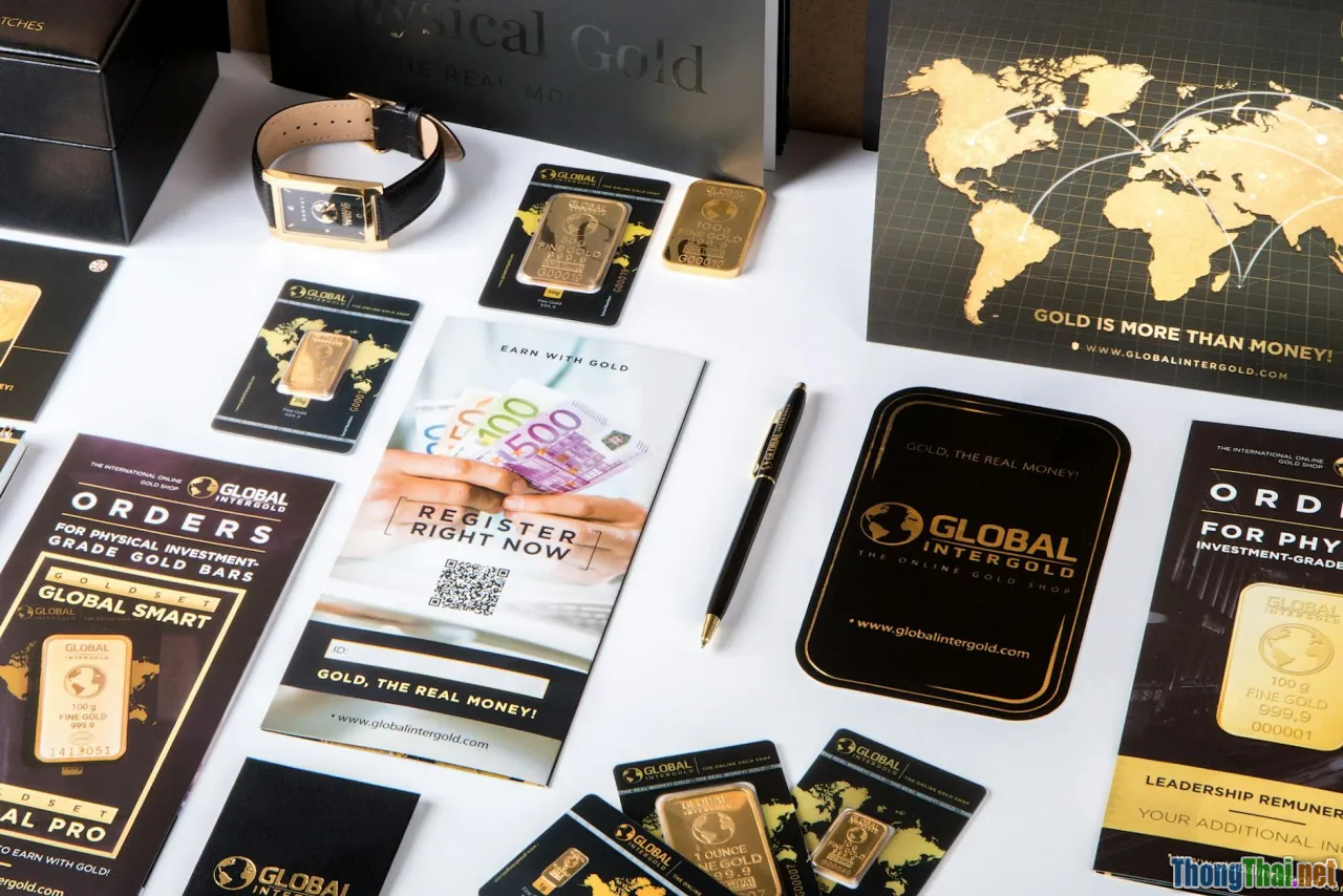 So sánh thu nhập giữa YouTube affiliate và quảng cáo