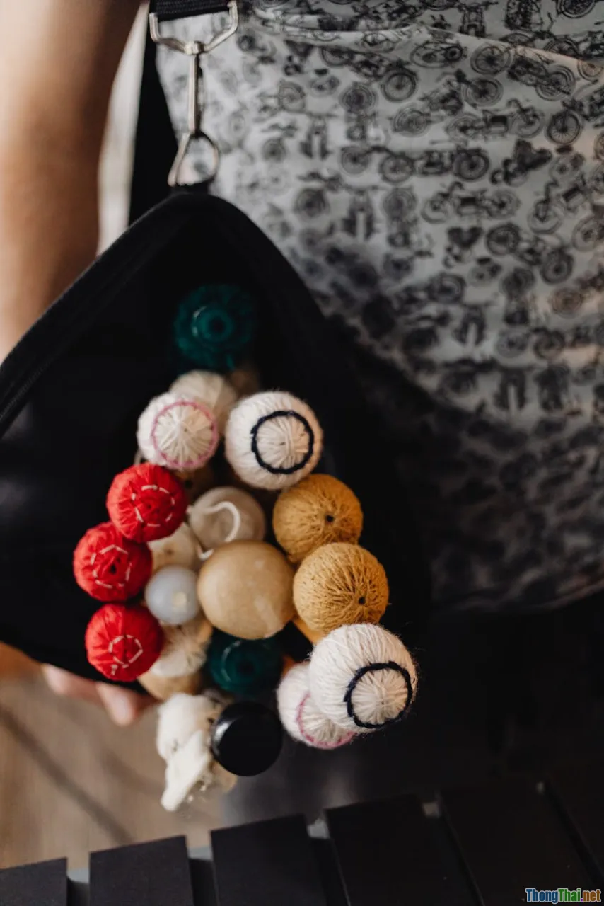 Tự may túi xách vải canvas cách phối màu không đụng hàng