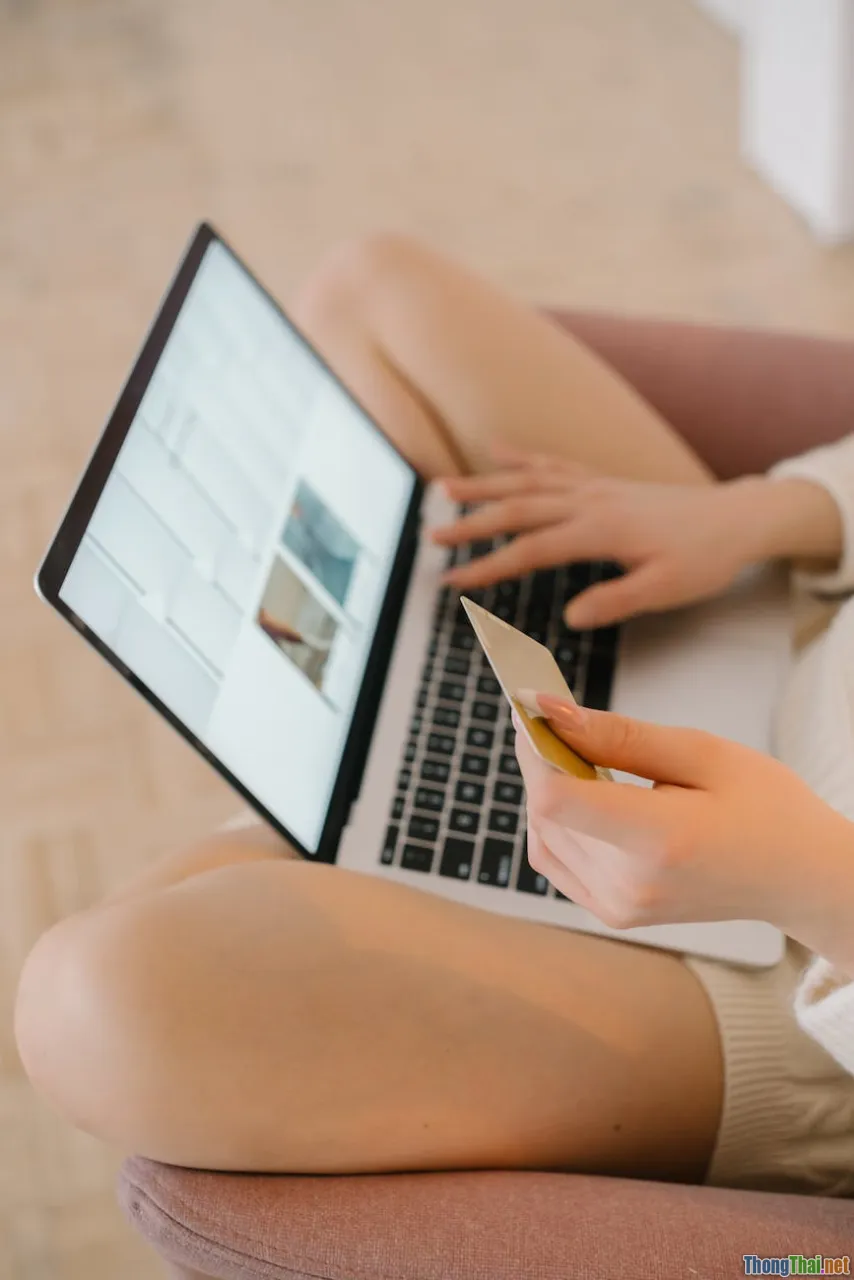 Tương lai mua sắm ảo Tại sao AR đang thay đổi thói quen shopping toàn cầu