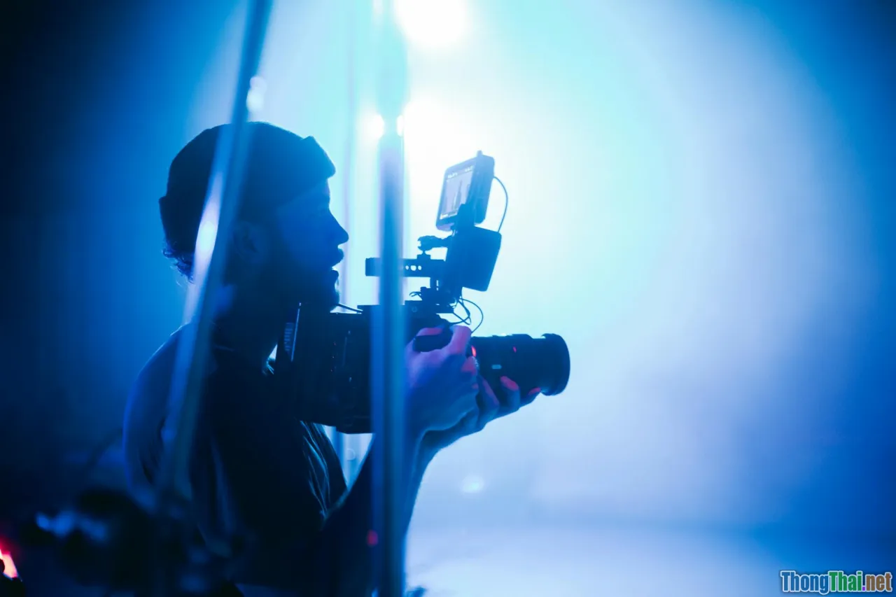 Vì sao nhiều phim sự thật lại gây tranh cãi Sự thật đằng sau máy quay