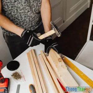 10 dụng cụ DIY bạn nên có trong tủ đồ