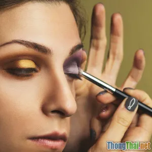 Ngạc nhiên với 10 mẹo làm đẹp tiết kiệm thời gian