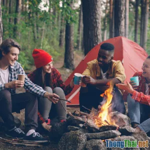 Người Trẻ Tại Sao Ưa Thích Cắm Trại Tự Do