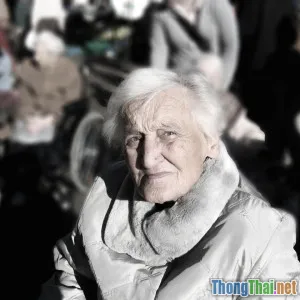 Hướng Dẫn Tập HIIT Cho Người Lớn Tuổi Tại Nhà