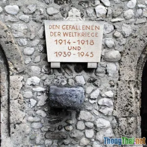 Điều gì khiến phim chiến tranh Saving Private Ryan đặc biệt