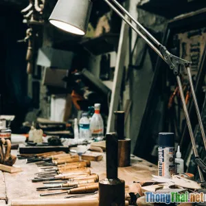 Tại sao đèn bàn DIY giúp cải thiện góc làm việc