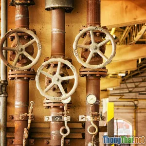 Docker Compose hay Dockerfile giải pháp nào tốt hơn