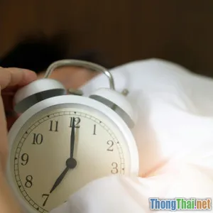 Bí quyết dậy sớm mà không buồn ngủ cả ngày