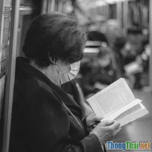 7 lưu ý đặc biệt giúp người lớn tuổi an toàn khi du lịch đường dài