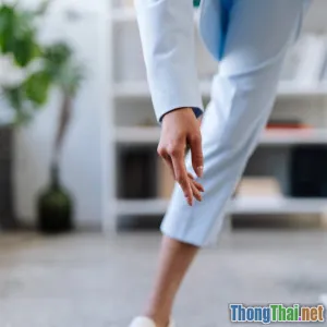 8 sai lầm phổ biến khi phối đồ công sở khiến bạn giảm điểm tinh tế